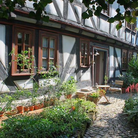Апартаменты Alte Pfarre Gudensberg Экстерьер фото